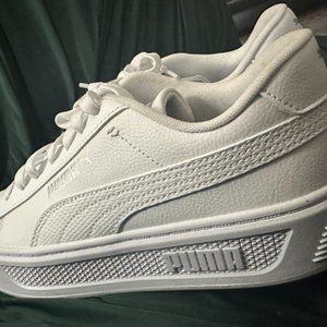 Pumas White on White